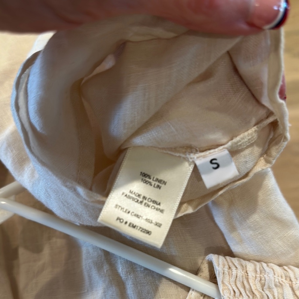 LAST CALL! Cloth & Stone Cream Smocked Asymmetrical Tank Top - Picture 5 of 5